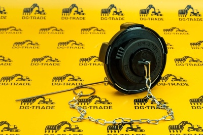 Крышка топливного бака Terex (OEM) 6101316M91 (1)