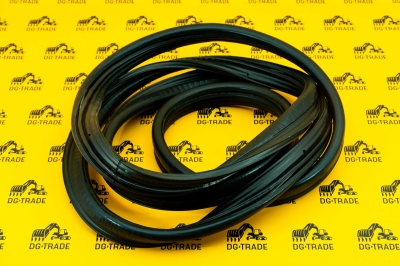 Уплотнение бокового правого заднего стекла JCB (Original) 331/23362 (2)