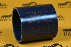 Патрубок турбины (49.5mm x 55mm) JCB (Original) 320 05536
