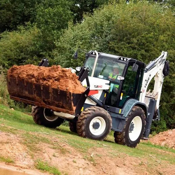 TEREX TLB 840